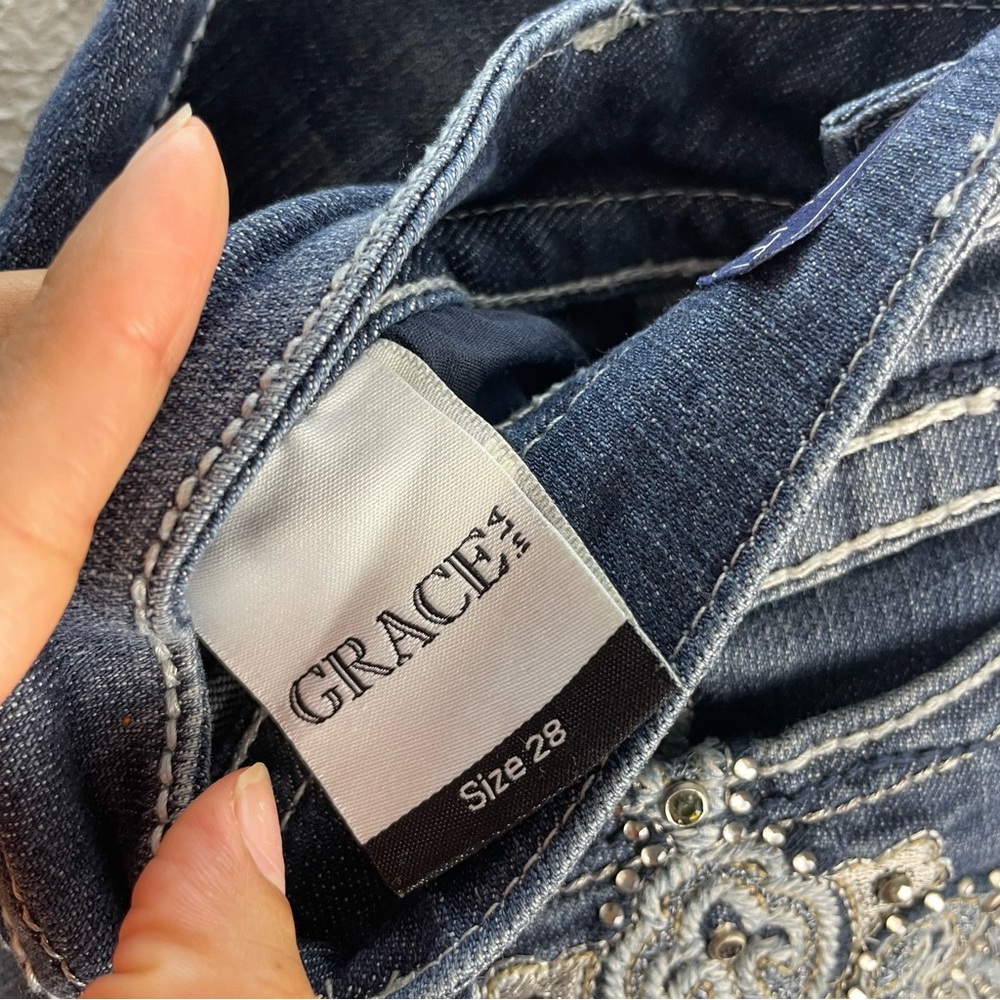 Grace in LA Women's Western Whiskering Embroidered fading Bootcut Jeans - Picture 3 of 10
